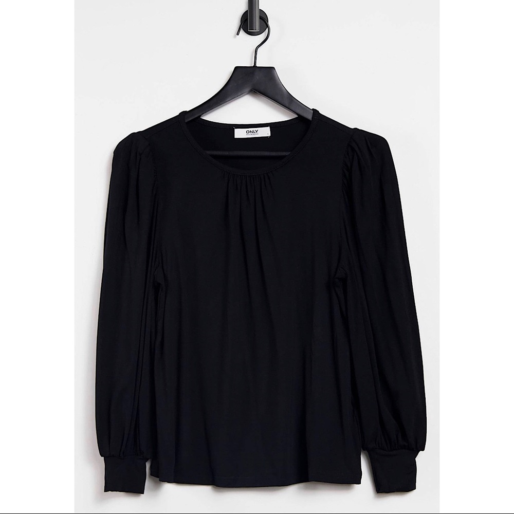 Only Balloon Sleeve Top